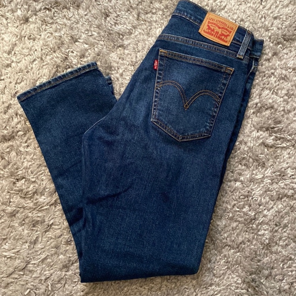 Levi’s wedgie straight jeans